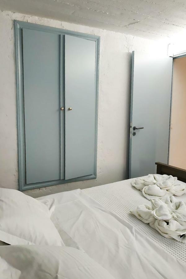 Theseus Appartement Poros Town Buitenkant foto